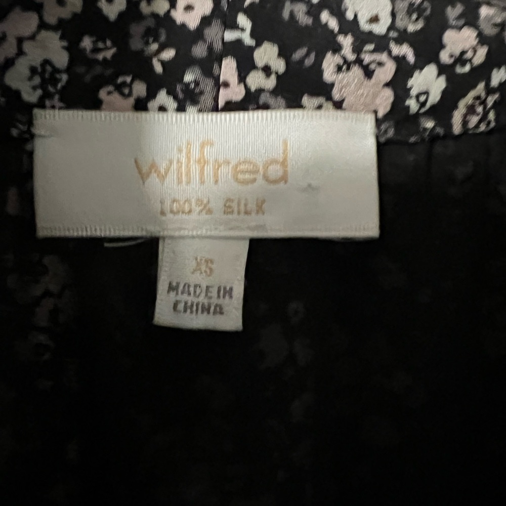 A Wilfred floral 100% silk dress in extra small - Picture 3 of 7